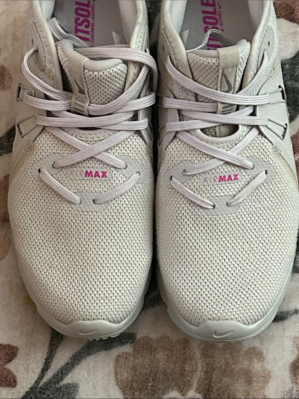 Nike Women's Air Max Sequent 3 Running Shoes. Gray and Pink EUC SIZE 7.5